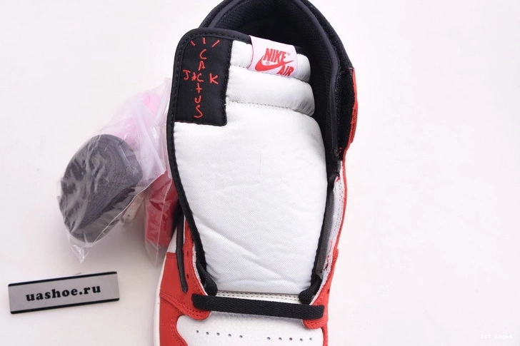 1 Scott  Travis CD4487-1000 Jordan Air 0406